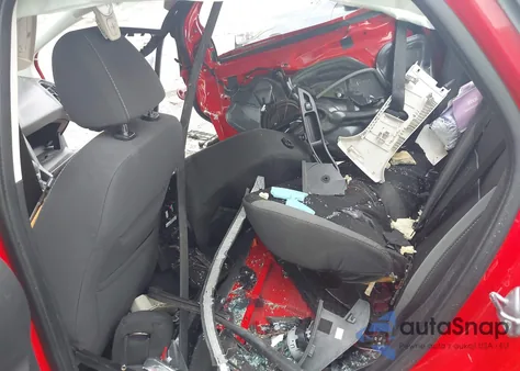 2013 Ford Focus Se из США, поврежденный, VIN 1FADP3F27DL185360